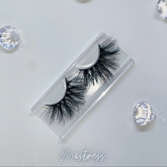 Fluffy Mink lashes - Picture 4 of 5